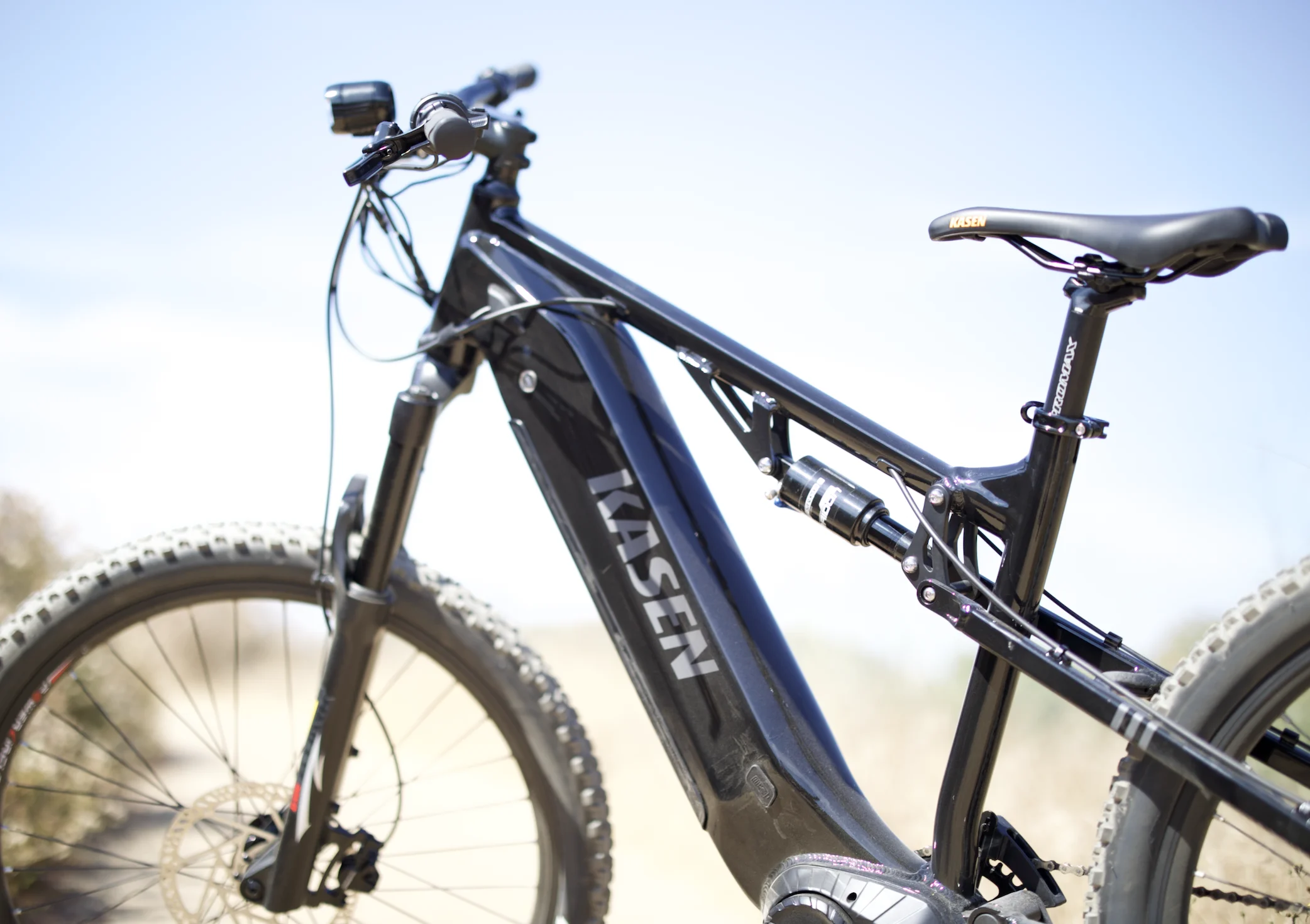 Kasen Electric Mountain Bike Mid-driven 500w 48v 15ah Full Suspension Throttle and Pedal Assist - Image 8