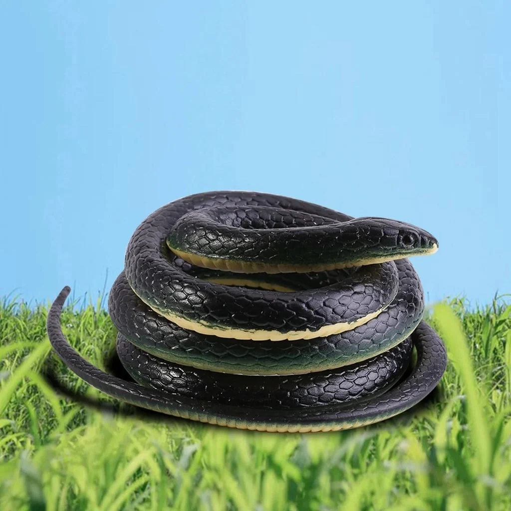 Halloween Decoration Snake Prop Realistic Indoor Display - Image 4 Halloween Decoration Snake Prop Realistic Indoor Display - Image 4