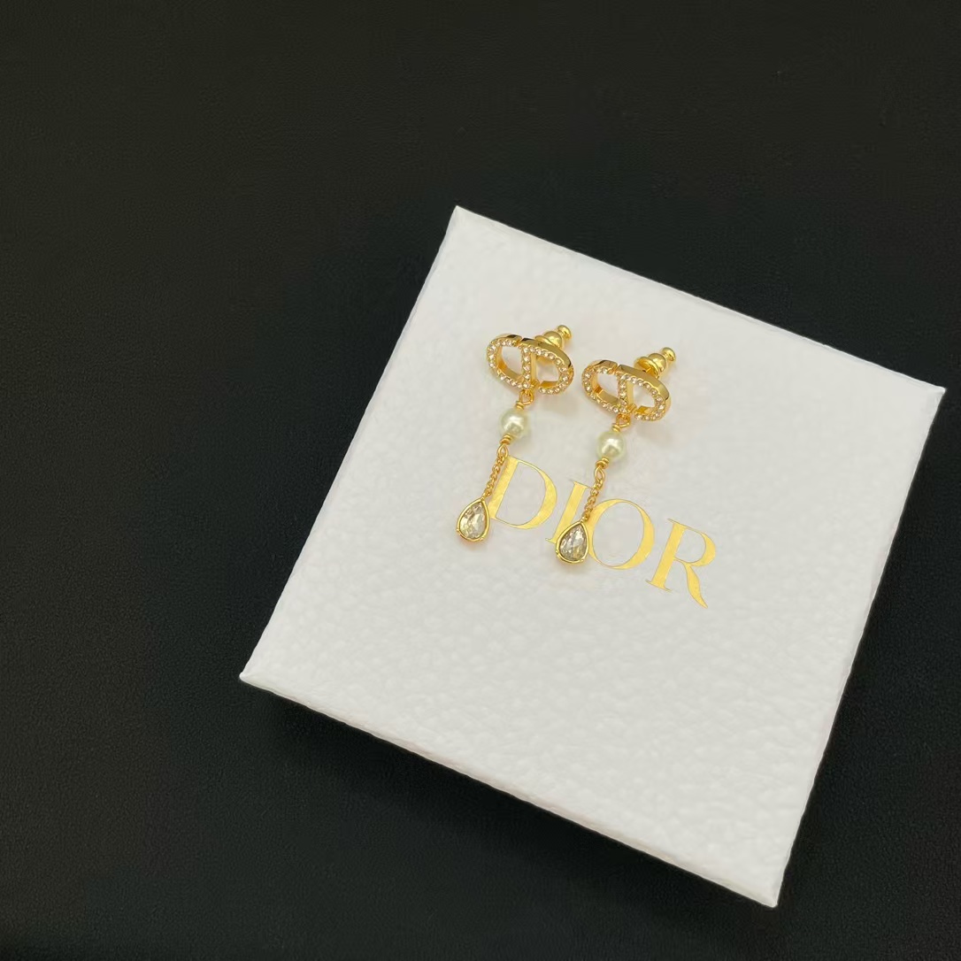 Dior CD Teardrop Pearl Earrings - Original Replica Club