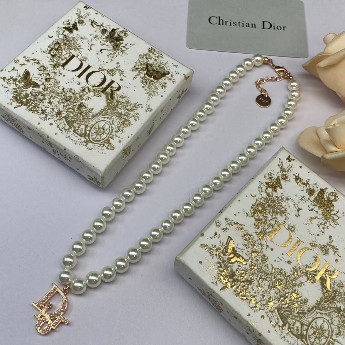 Dior Letters Pendant Pearl Necklace - Original Replica Club