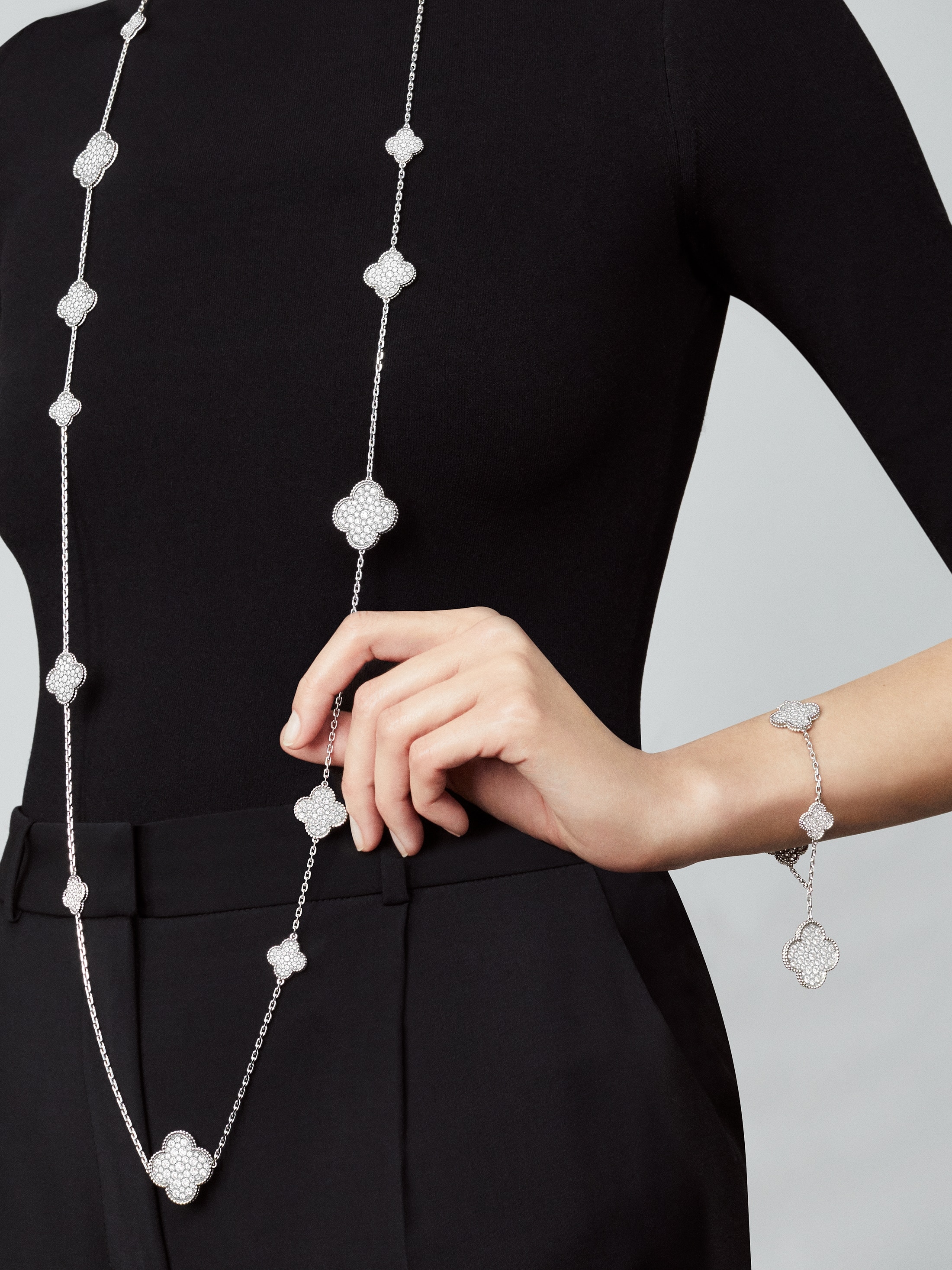 Replicate Magic Alhambra long necklace, 16 motifs(1:1 replica) - Original Replica Club