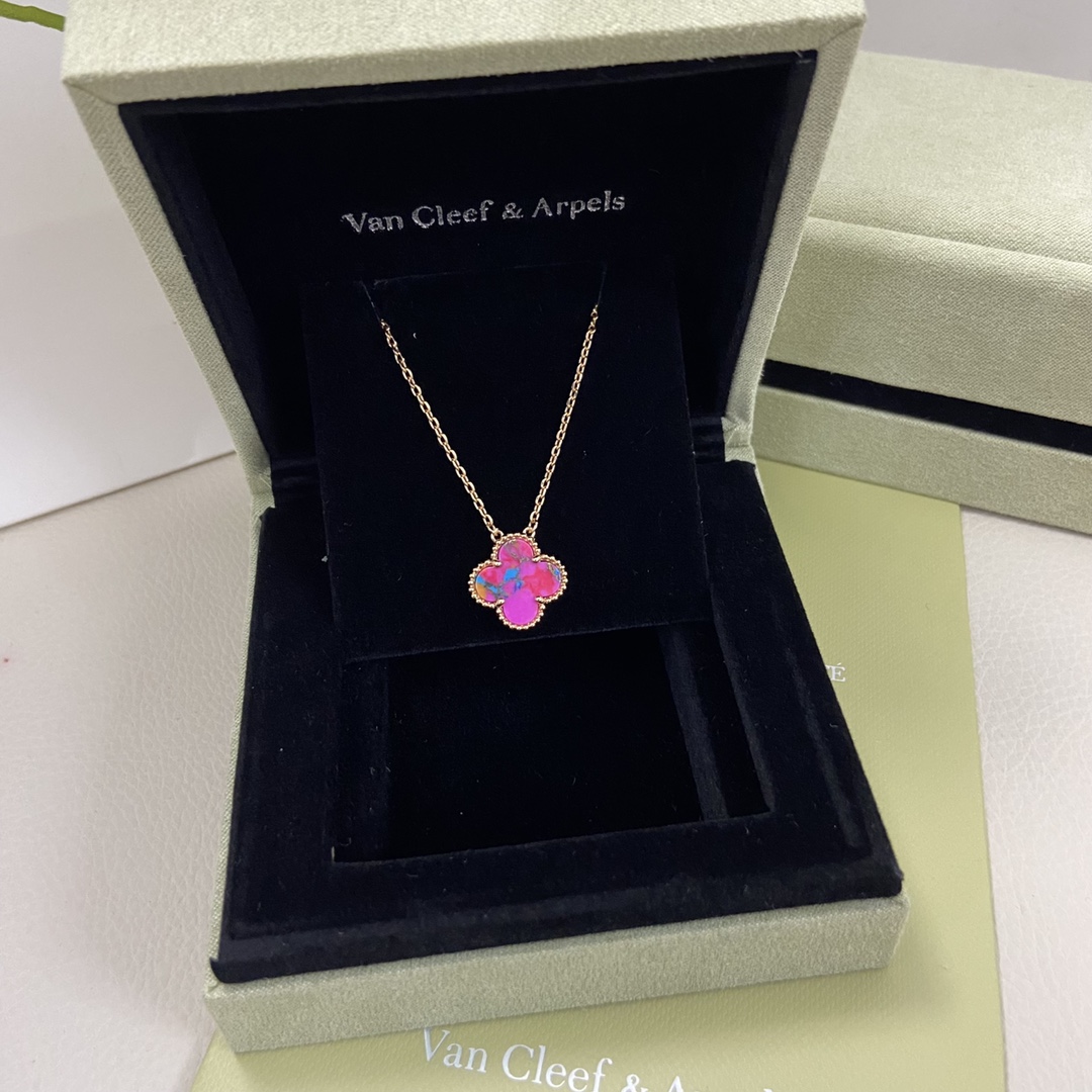 Newest VCA Vintage Alhambra Pendant Necklace - Original Replica Club