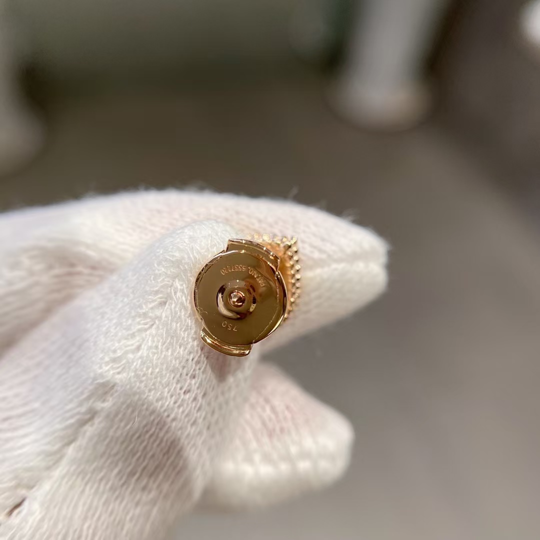 VCA Heart Stud Earrings - Original Replica Club
