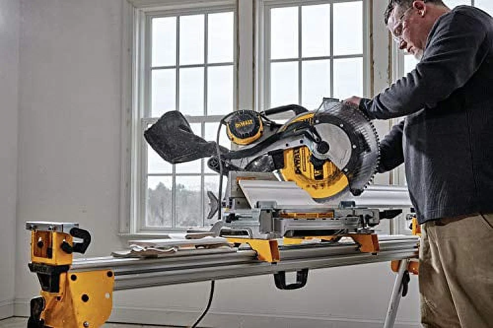 DEWALT 308351915 12 in. 15 Amp Compound Double Bevel Miter Saw - Image 10