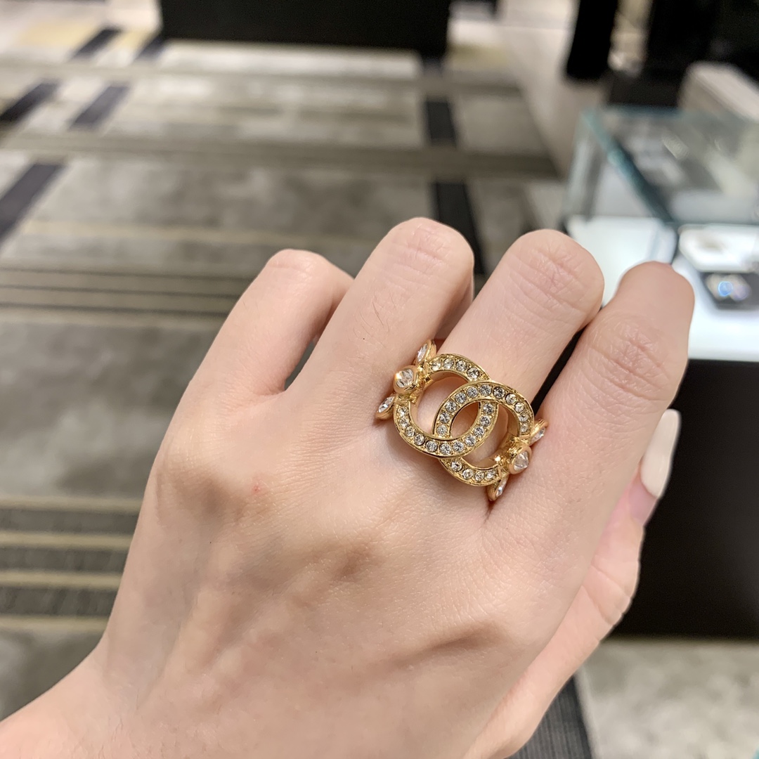Chanel Wide Hollow Ear of Wheat Ring - Original Replica Club
