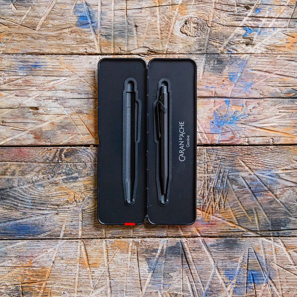 Stylo bille avec étui - Noir - Caran d'Ache