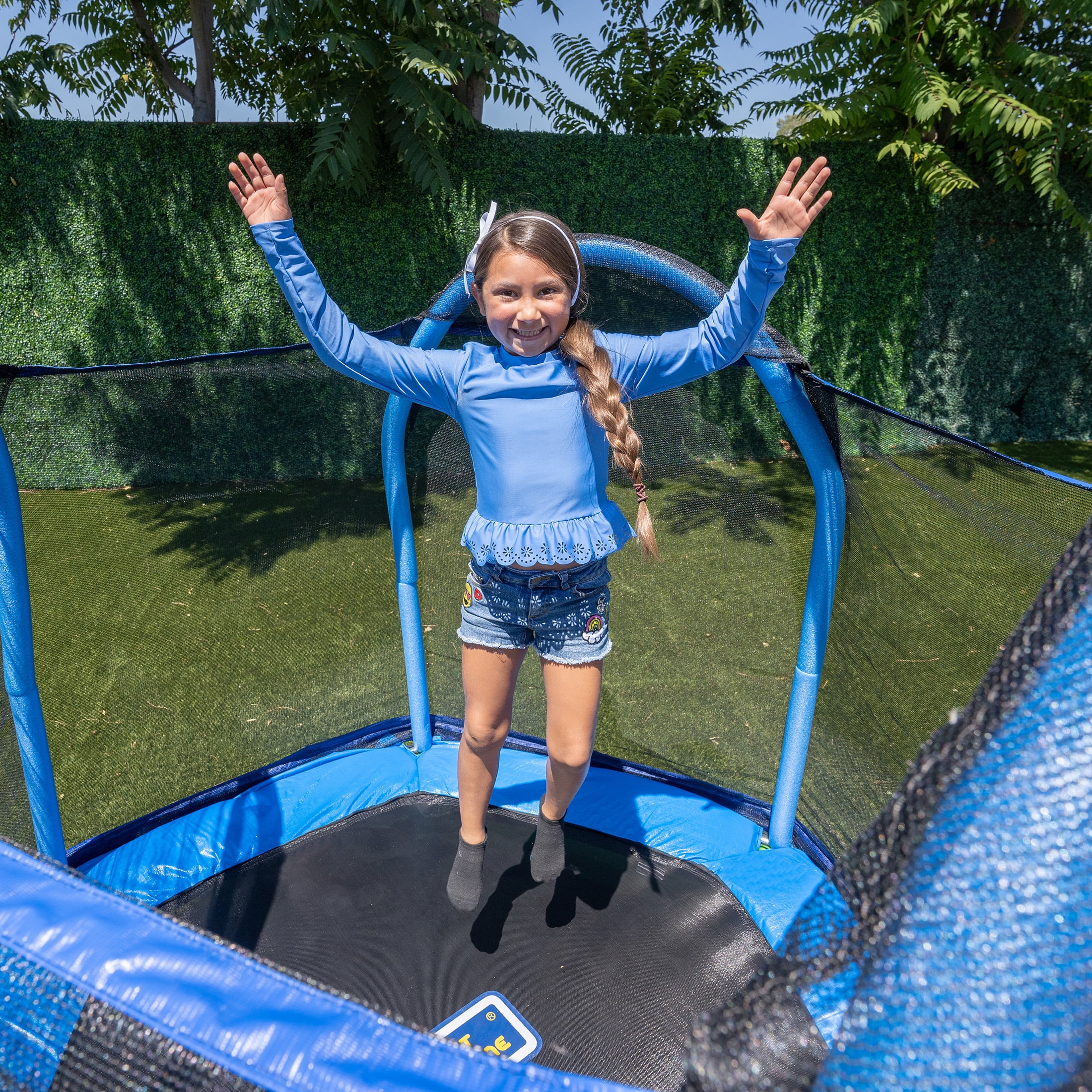 Sportspower 7' My 1st Trampoline for Kids 3-10 with Safety Enclosure Blue and Green - Image 4