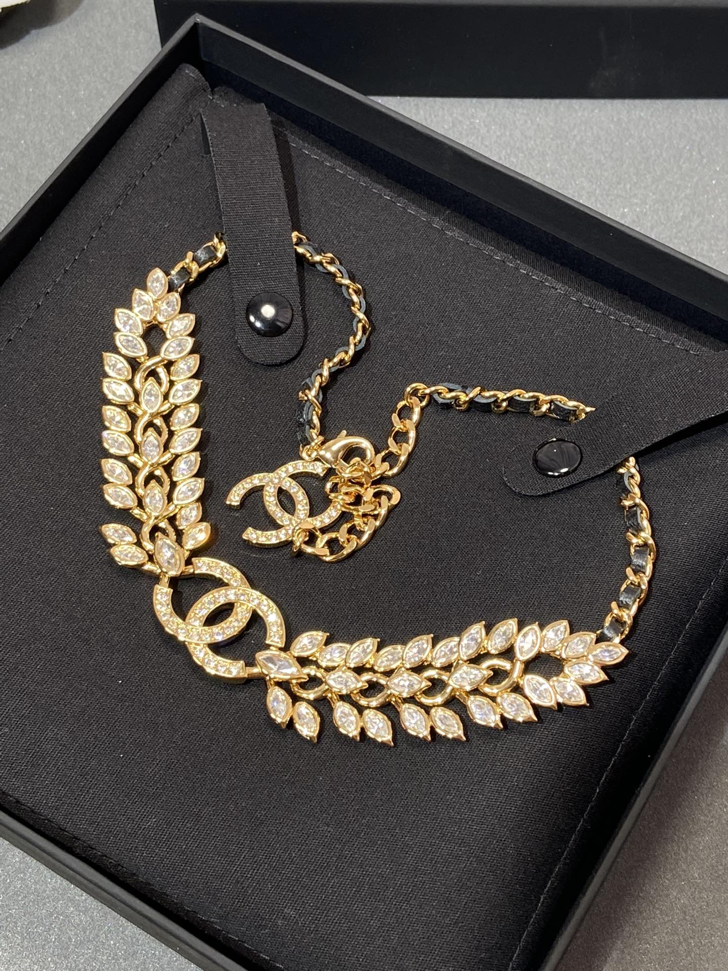 Luxury Chanel Ear of Wheat Necklace - Original Replica Club