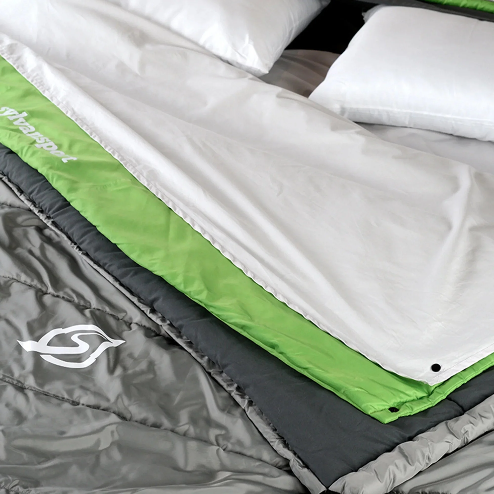 SylvanSport Cloud Layer Double Sleeping Bag - Image 3 SylvanSport Cloud Layer Double Sleeping Bag - Image 3