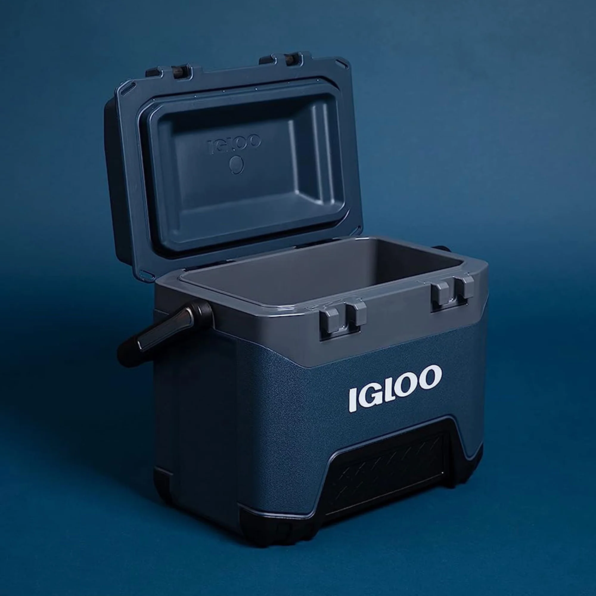 Igloo BMX 25 Quart Ice Chest Cooler with Cool Riser Technology, Rugged Blue - Image 7