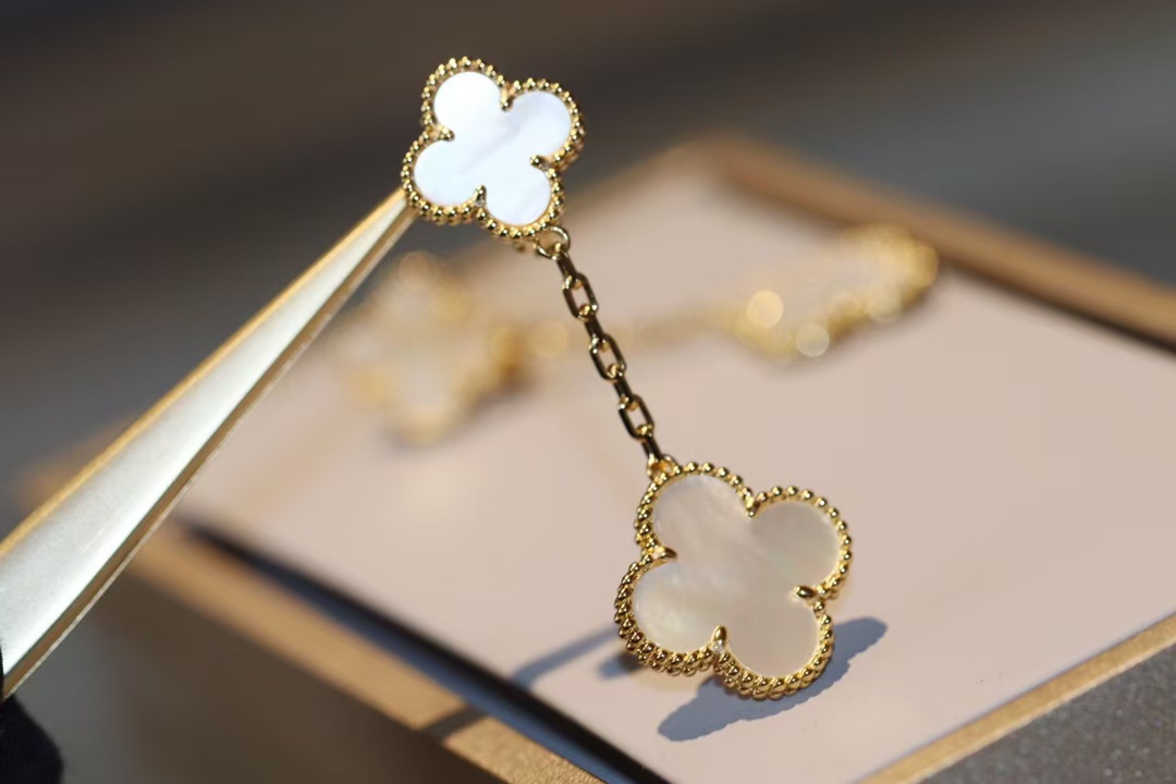 VCA Magic Alhambra Earrings, 2 Motifs - Original Replica Club
