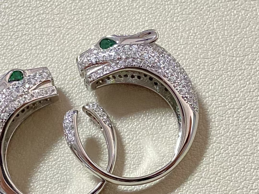 Cartier Leopard Head Ring - Original Replica Club