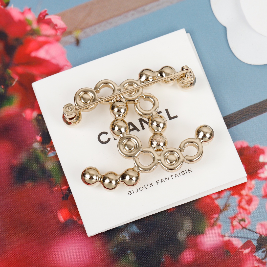 Chanel Faux Pearl CC Brooch - Original Replica Club