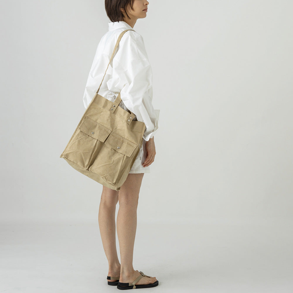Sublime Roe - Sac Parafin Square Tote - Kaki
