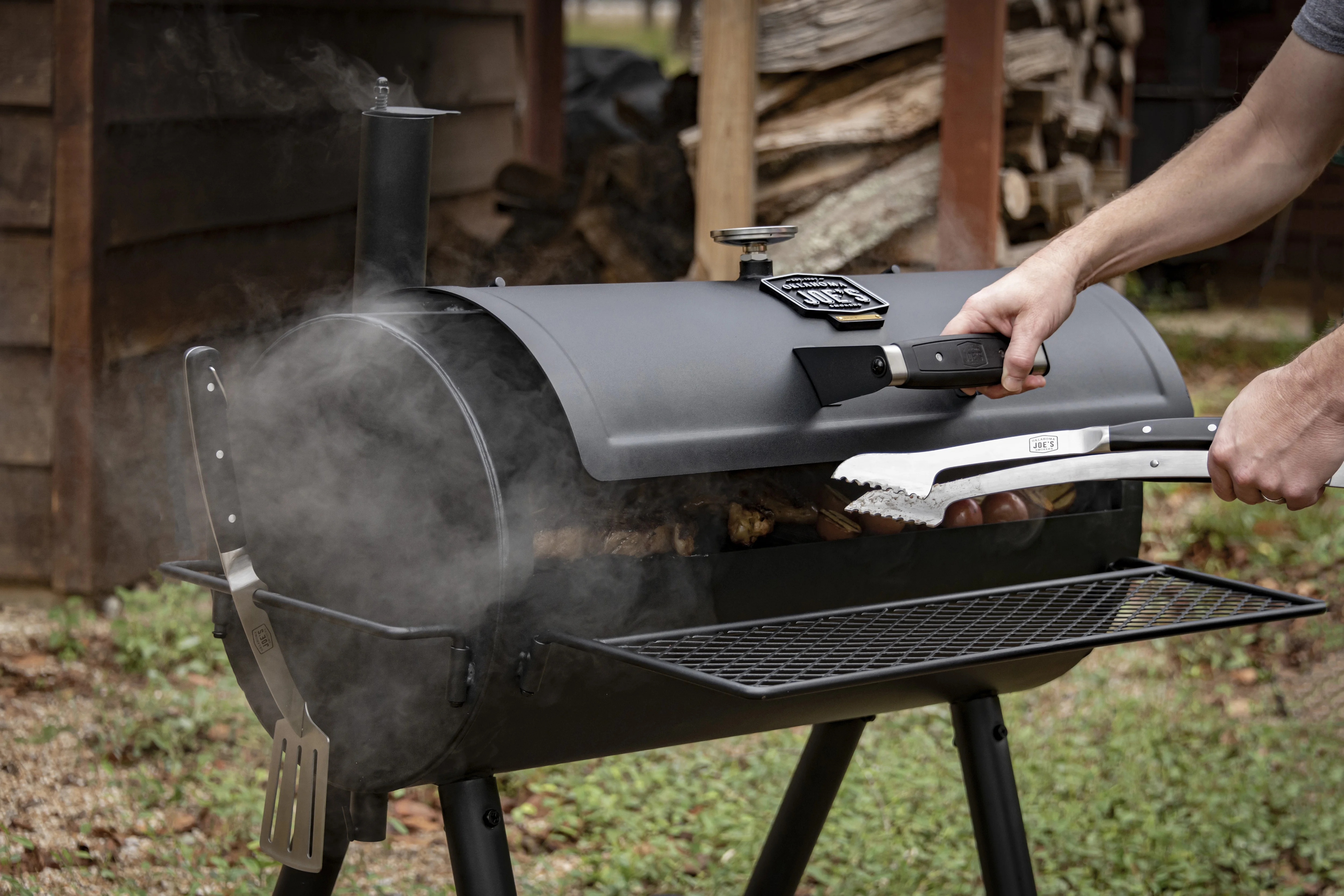 Oklahoma Joe's Charcoal Barrel Grill - Image 10