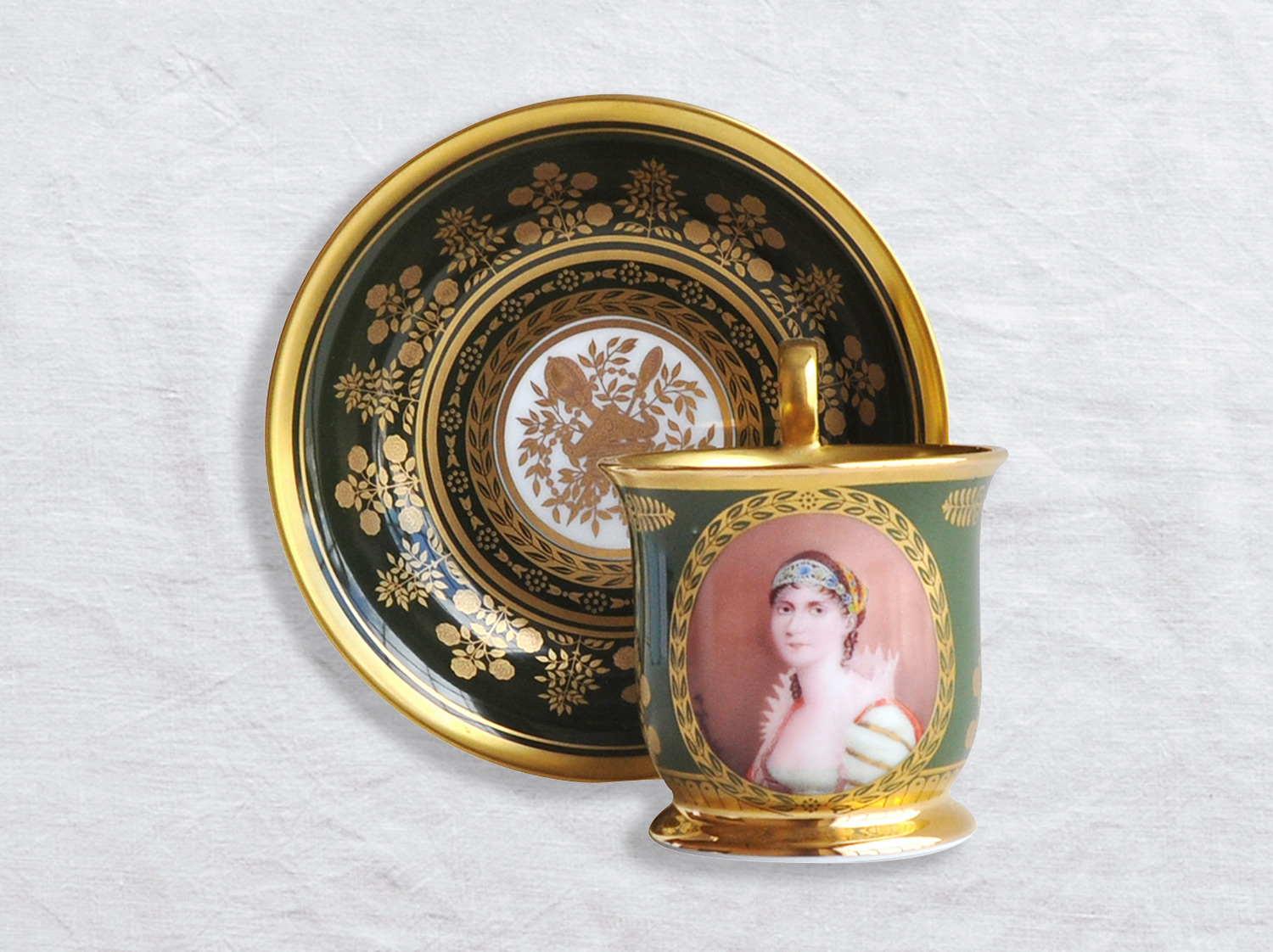 Tasse et soucoupe Empire