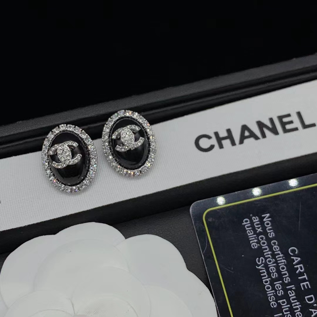 Chanel Oval Black Earrings - Original Replica Club