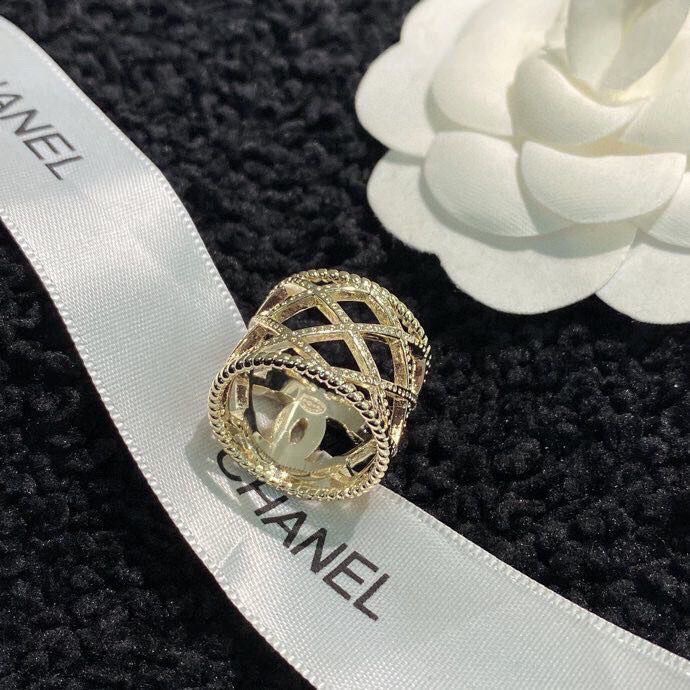 Chanel Light Gold Hollow Pearl CC Ring - Original Replica Club