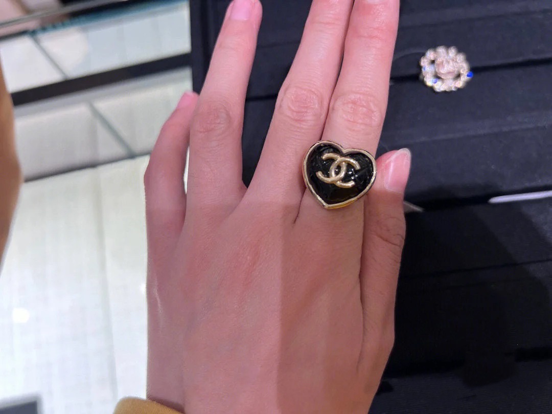 Chanel Large Quilted Black Heart Ring - Original Replica Club
