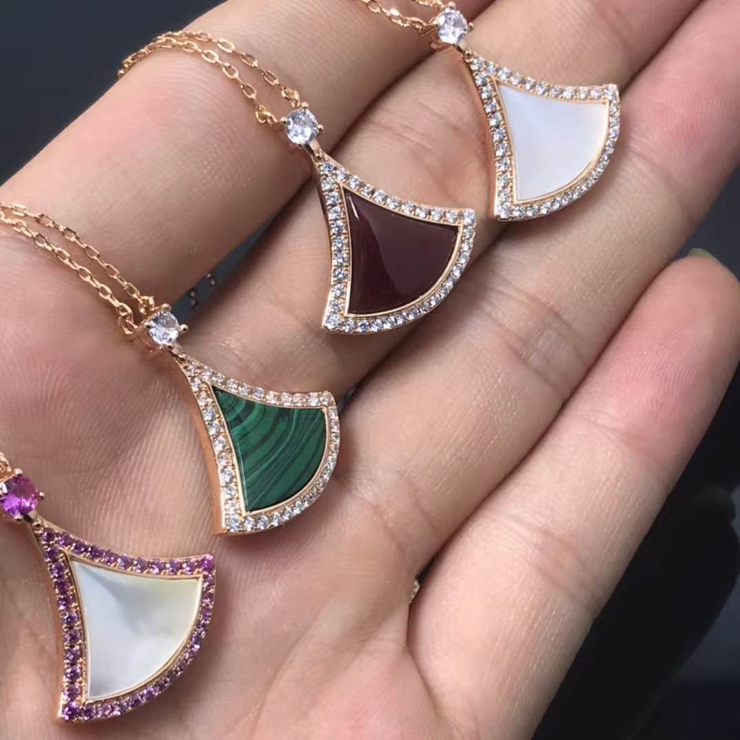 Bvlgari Divas' Dream Necklace - Original Replica Club