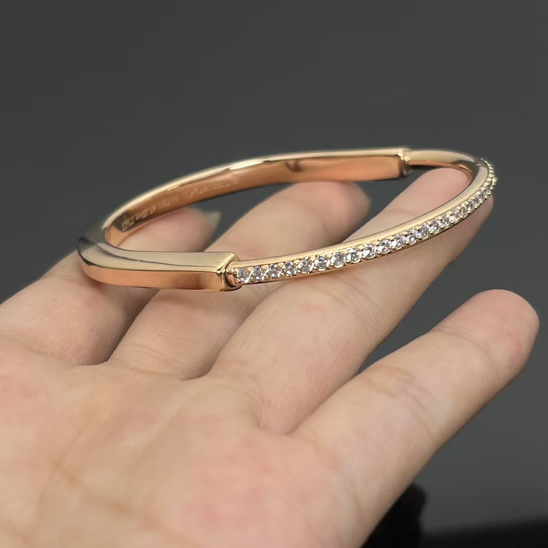 Tiffany Lock Bangle Half Pavé Diamonds Bracelet - Original Replica Club