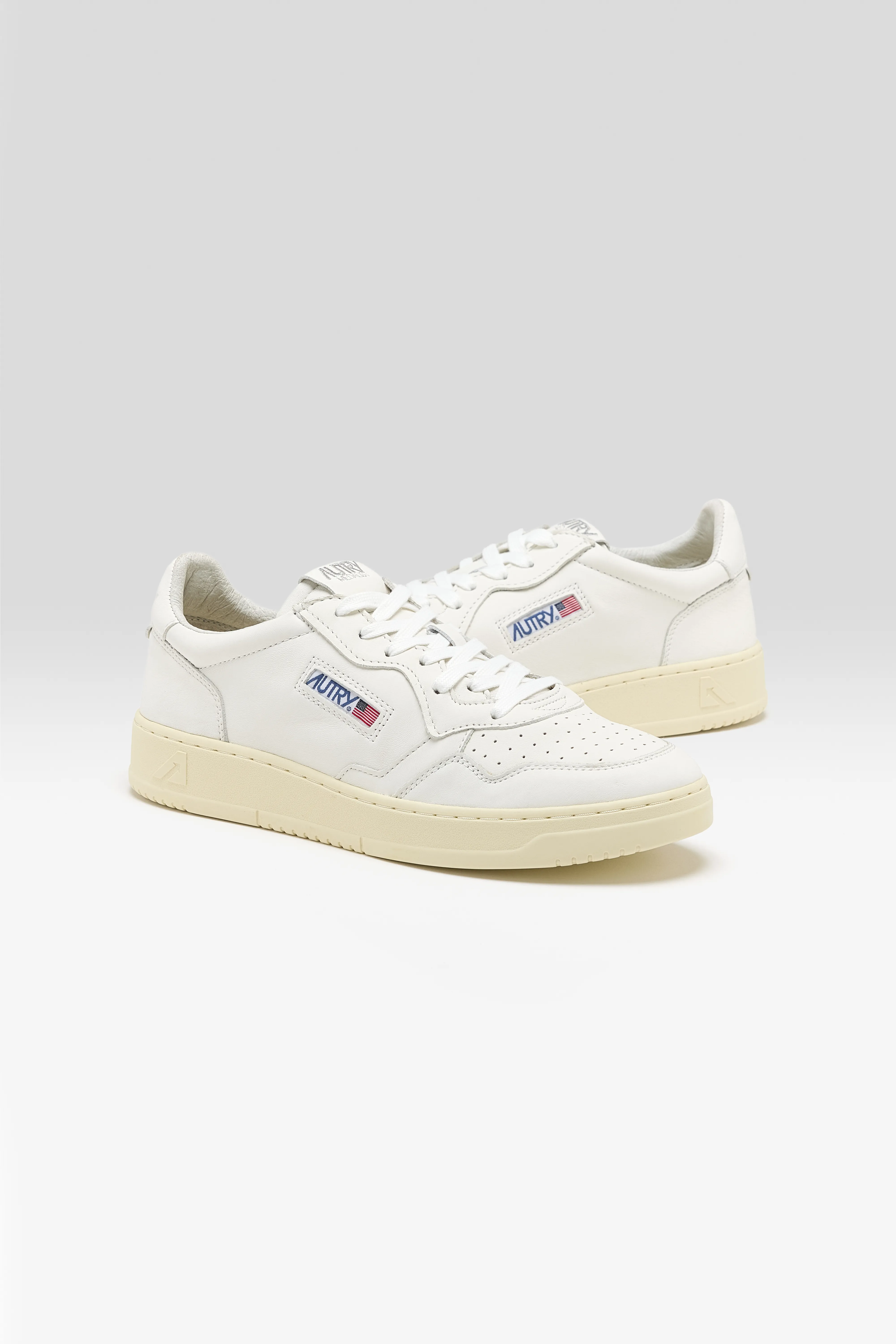 Bellerose Medalist Low for Men  (252 / M / WHITE)