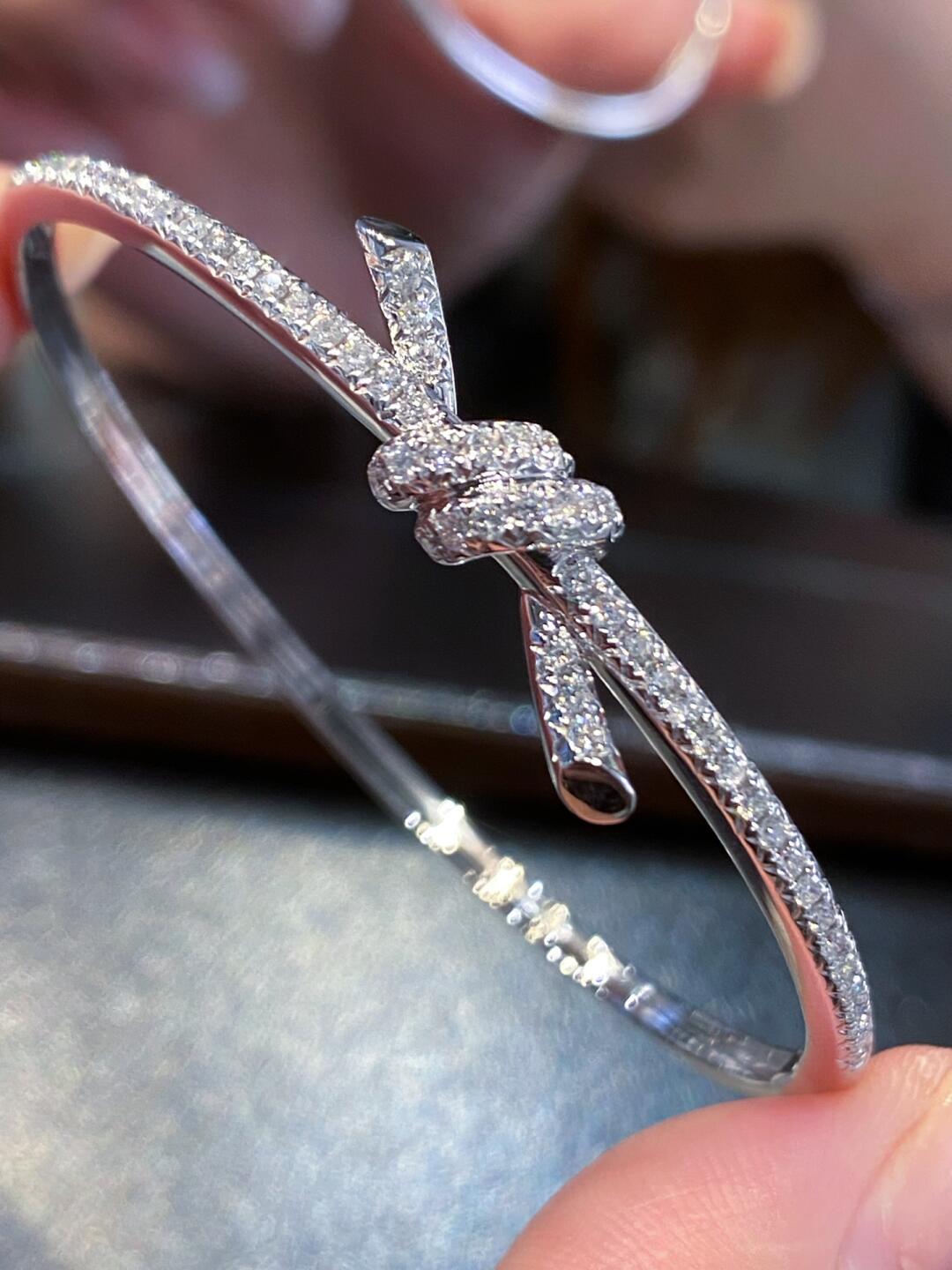 Tiffany Paved Diamond Knot Bangle Bracelet - Original Replica Club