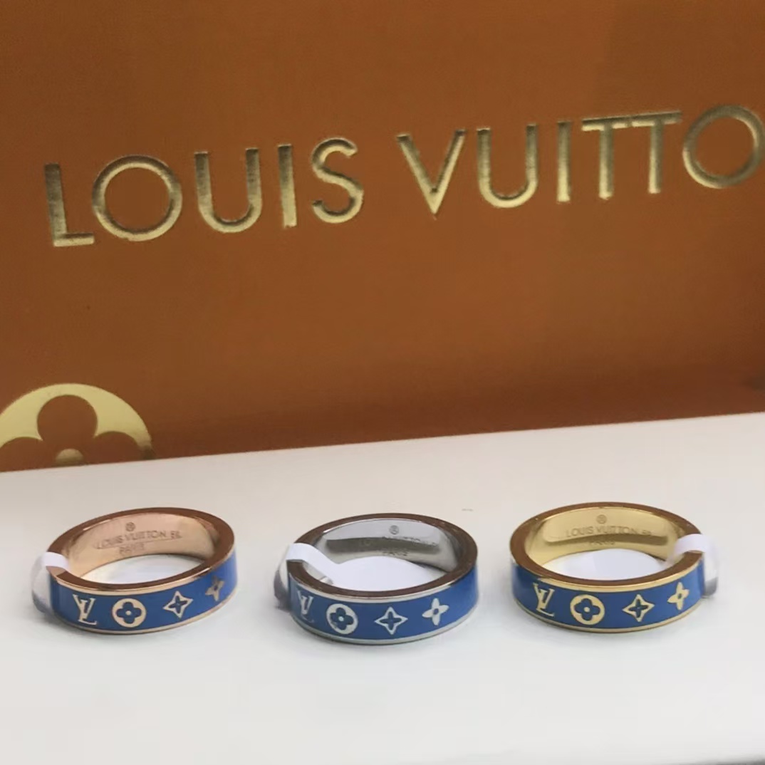 Louis Vuitton Letters Pattern Ring - Original Replica Club