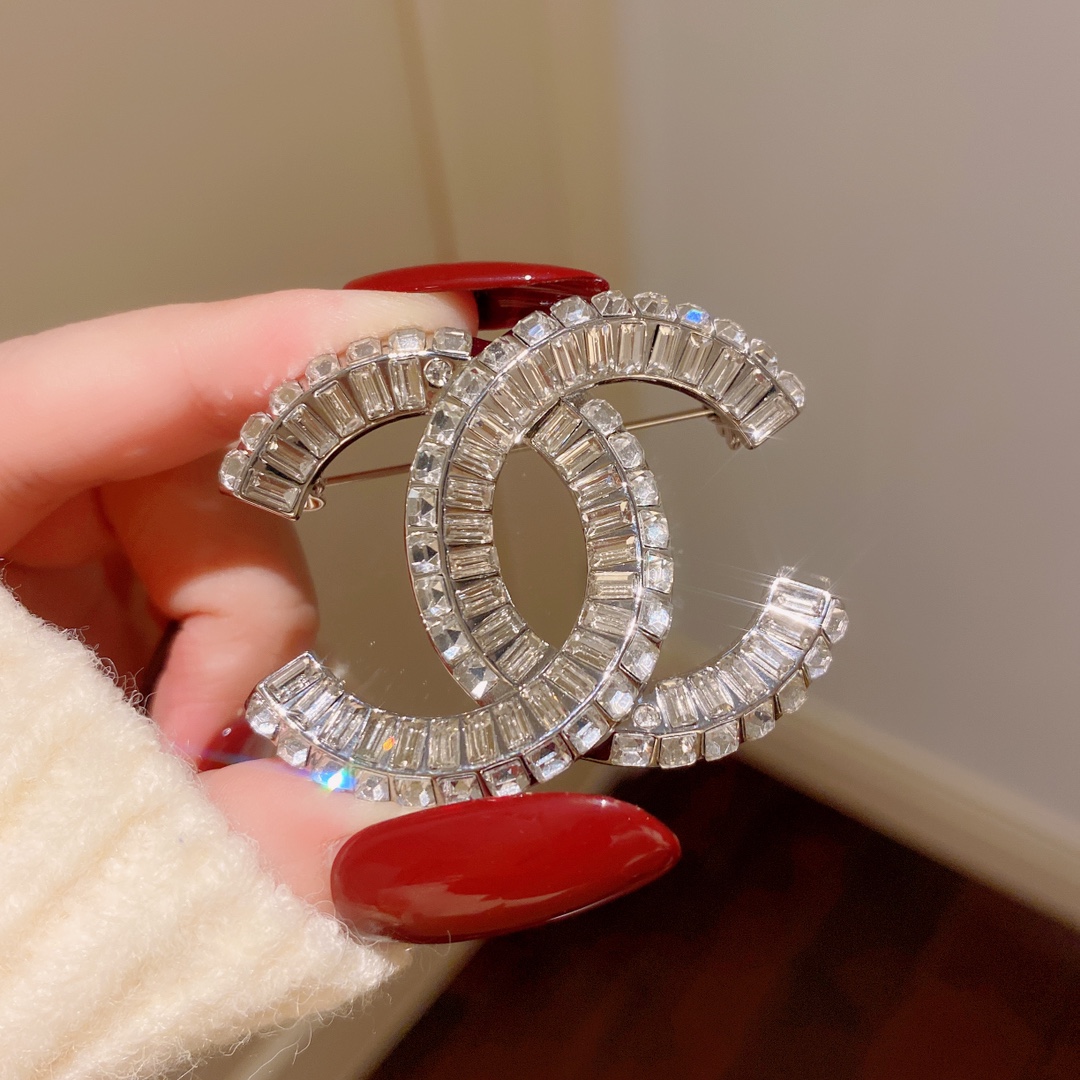 Chanel Rectangular Rhinestone CC Brooch - Original Replica Club
