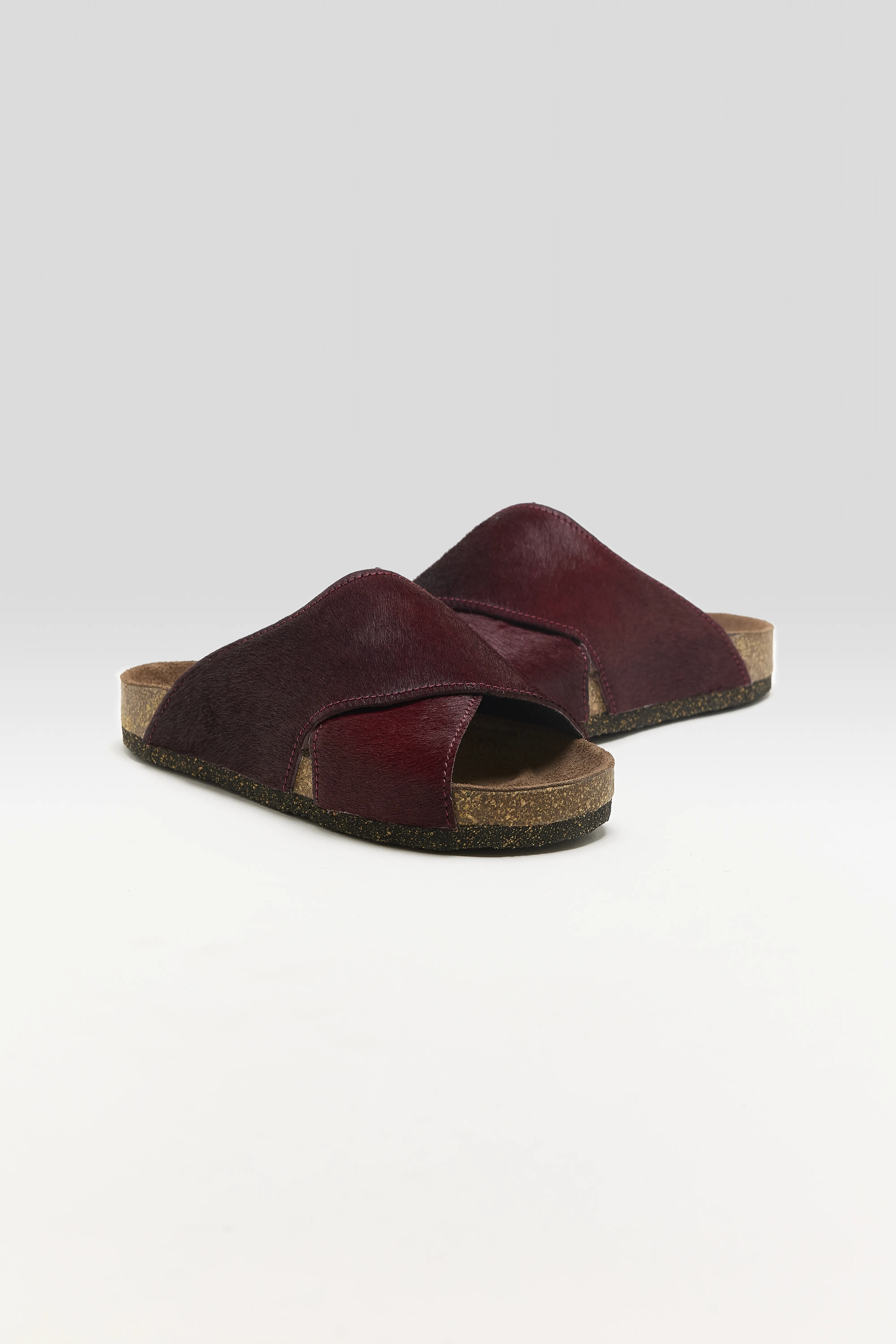 Bellerose Bordeaux Ponyhair Cross Sandals  (261 / W / BORDEAUX)
