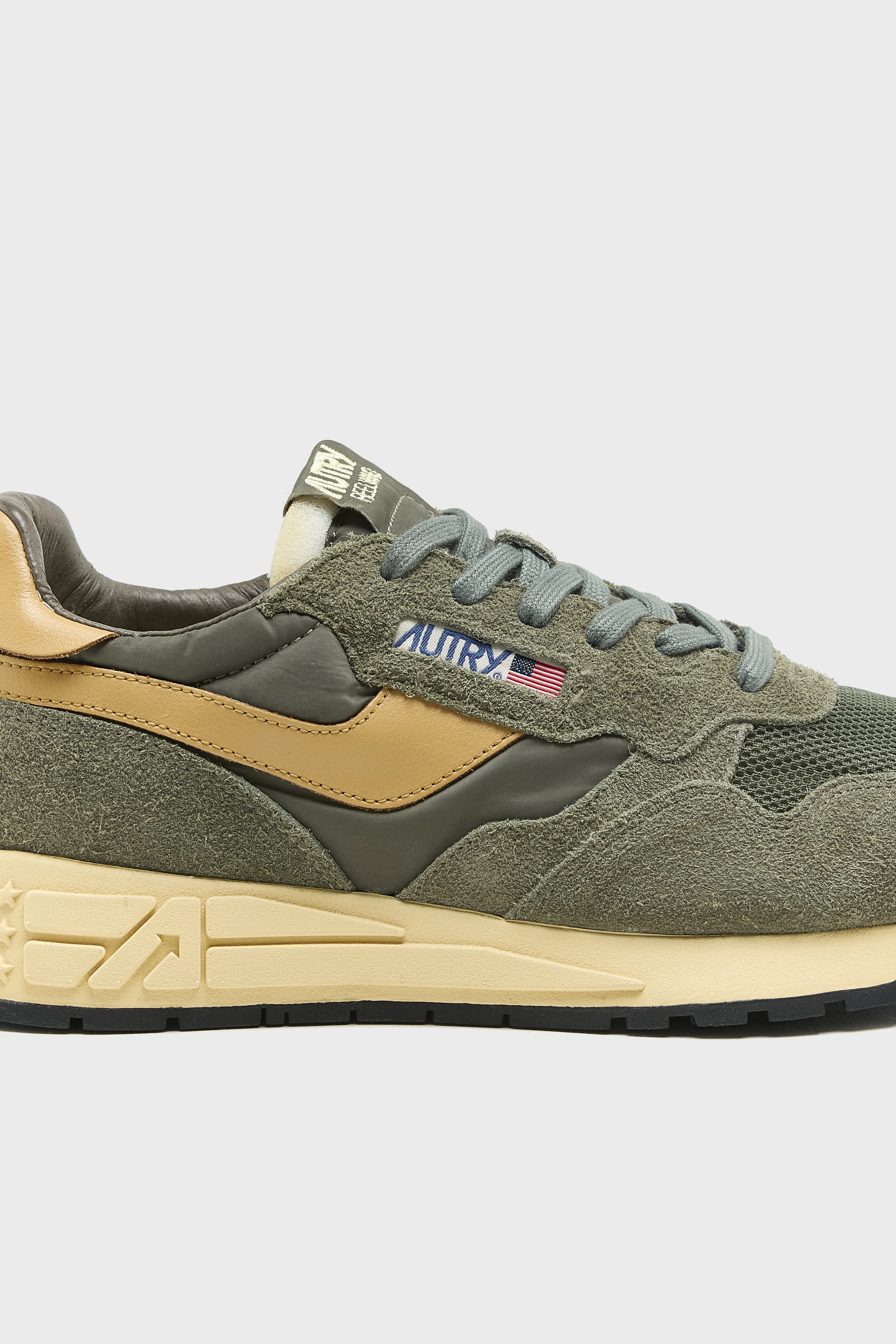 Bellerose Reelwind Low for Men  (261 / M / BRITISH KHAKI)