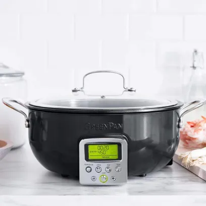 GreenPan Elite 6-Quart Essential Smart Skillet | Black