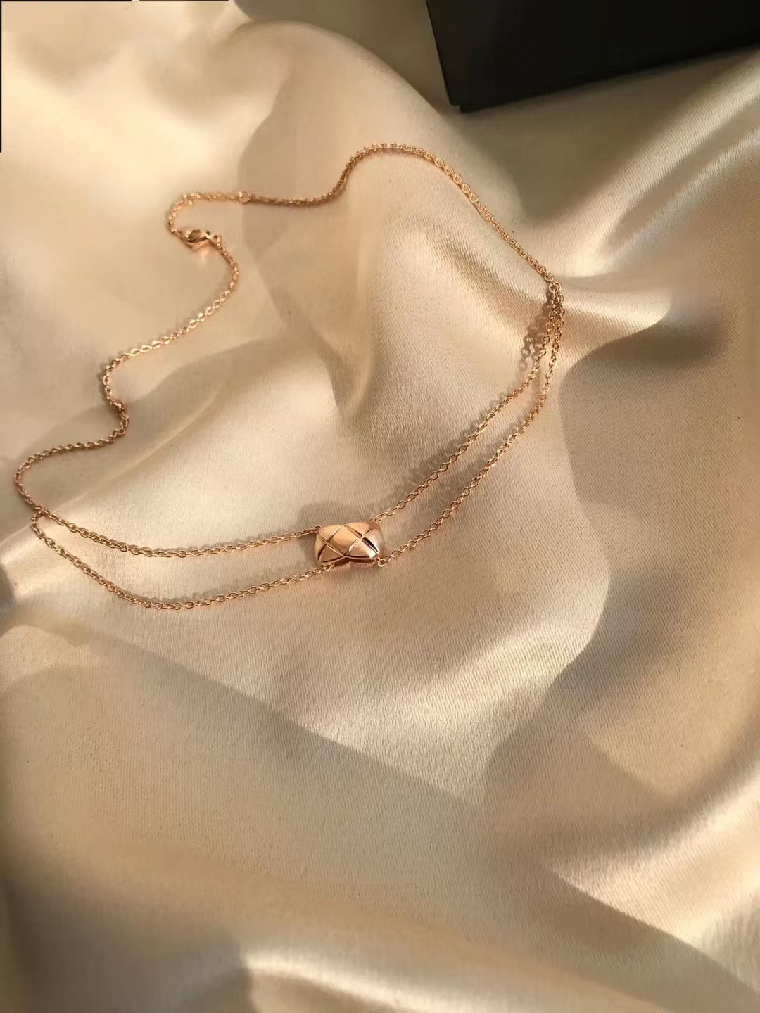 Chanel Coco Crush Rose Gold Necklace - Original Replica Club