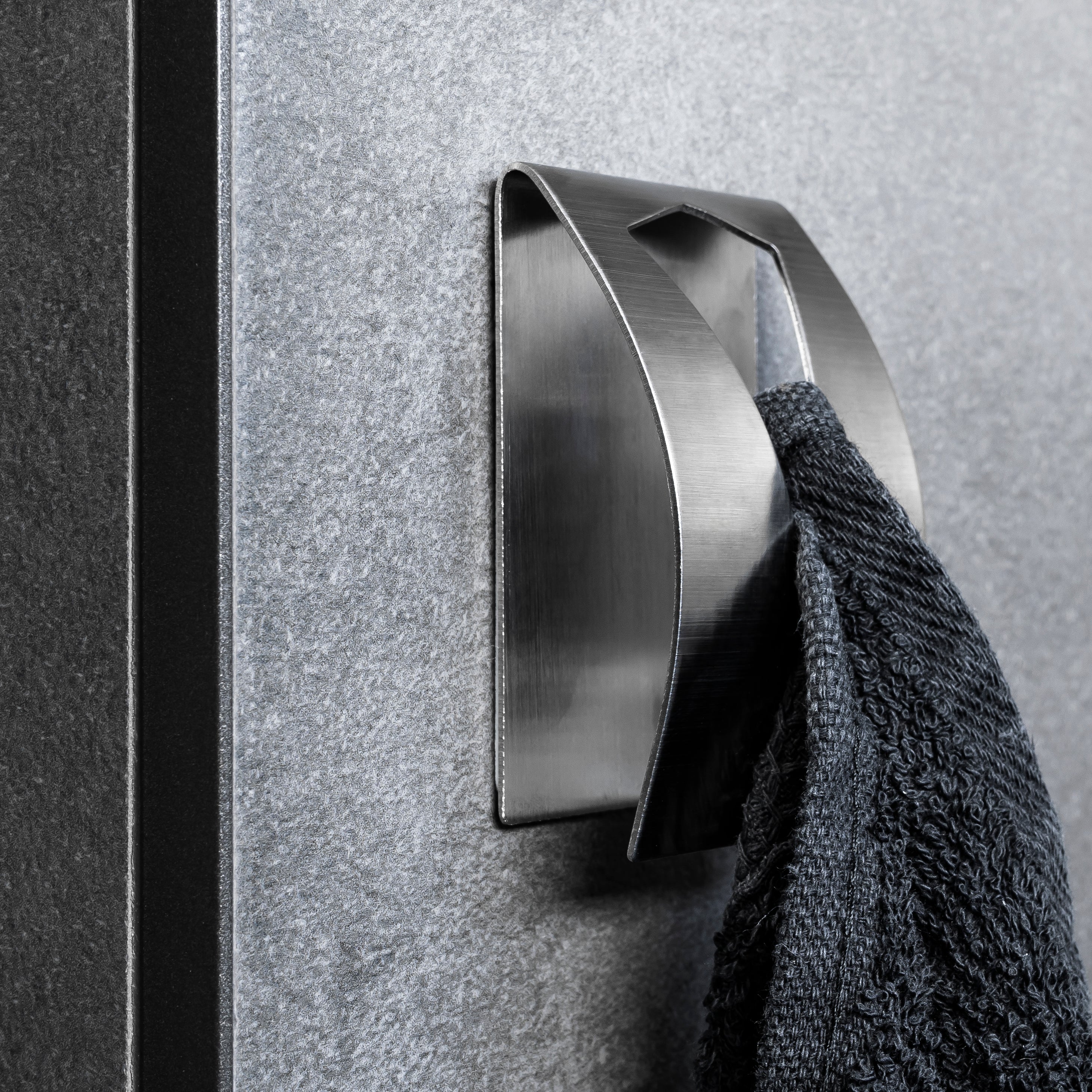 QUVIO Handdoekenhouder plakstrip RVS