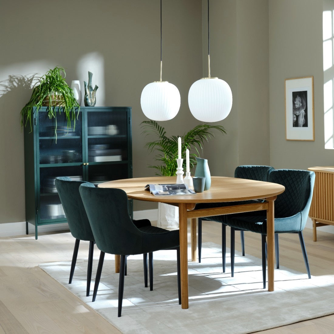 Blokker Opal Vitrinekast - H 140 cm - Olijfgroen