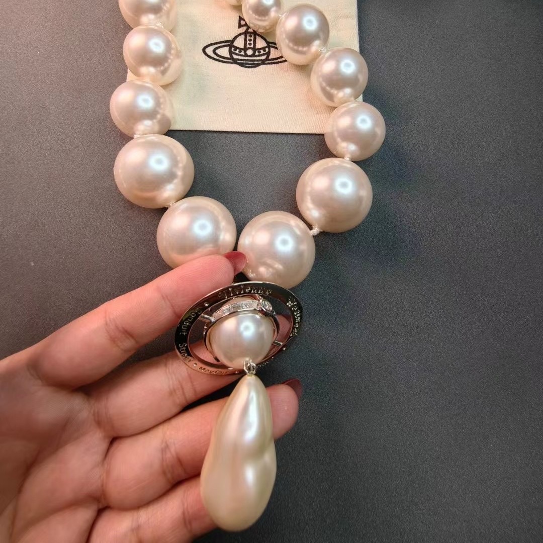 Vivienne Westwood Large Teardrop  Pendant Pearl Necklace - Original Replica Club