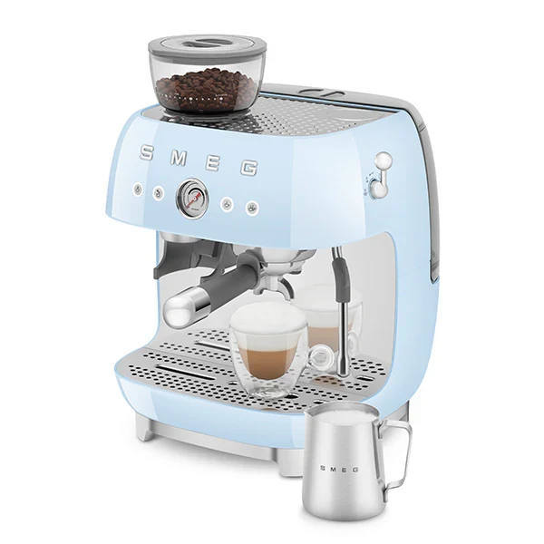 Machine à café expresso 2,4 L 1650W EGF03PBEU  Smeg