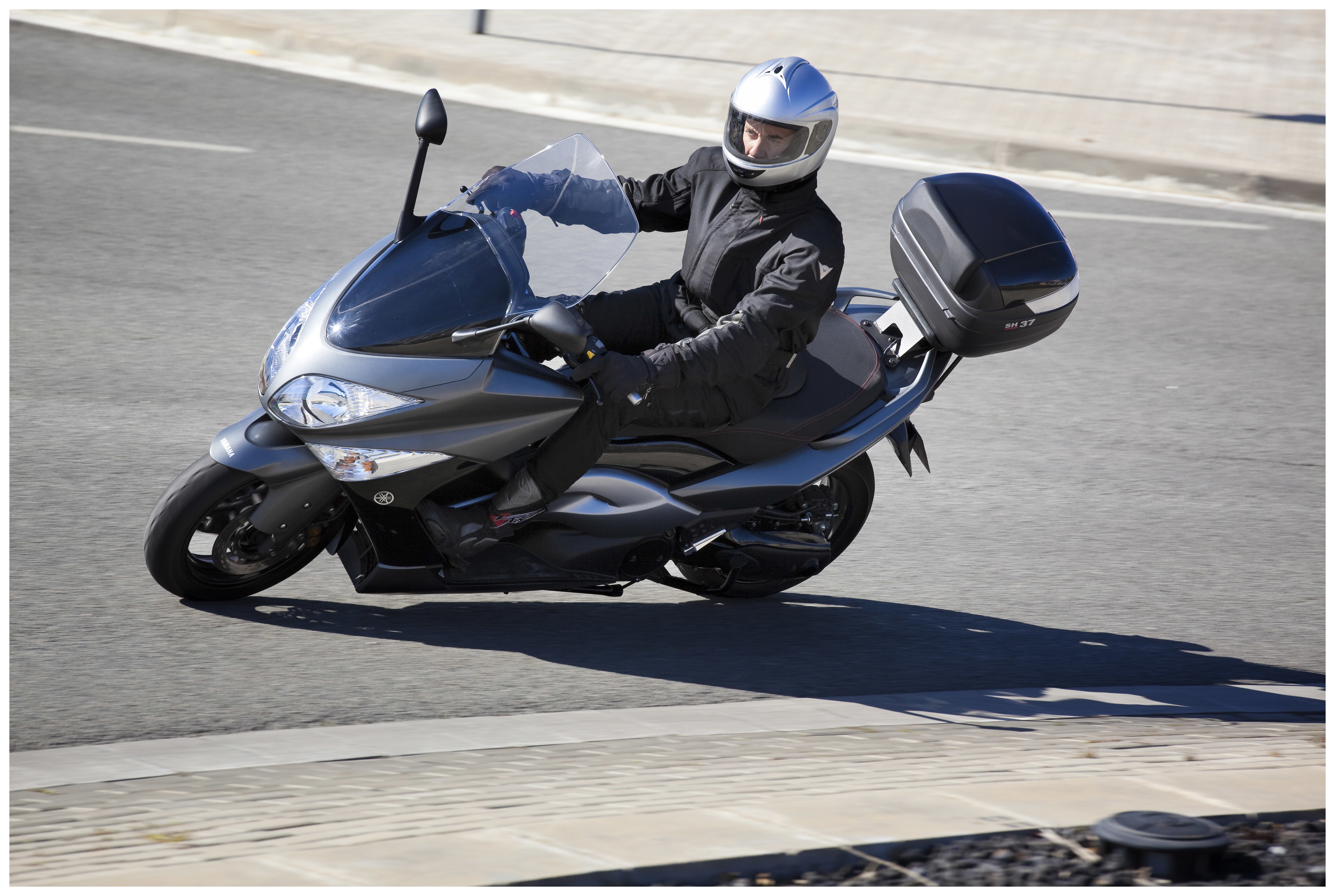 SportsBikeShop Shad SH37 Top Case