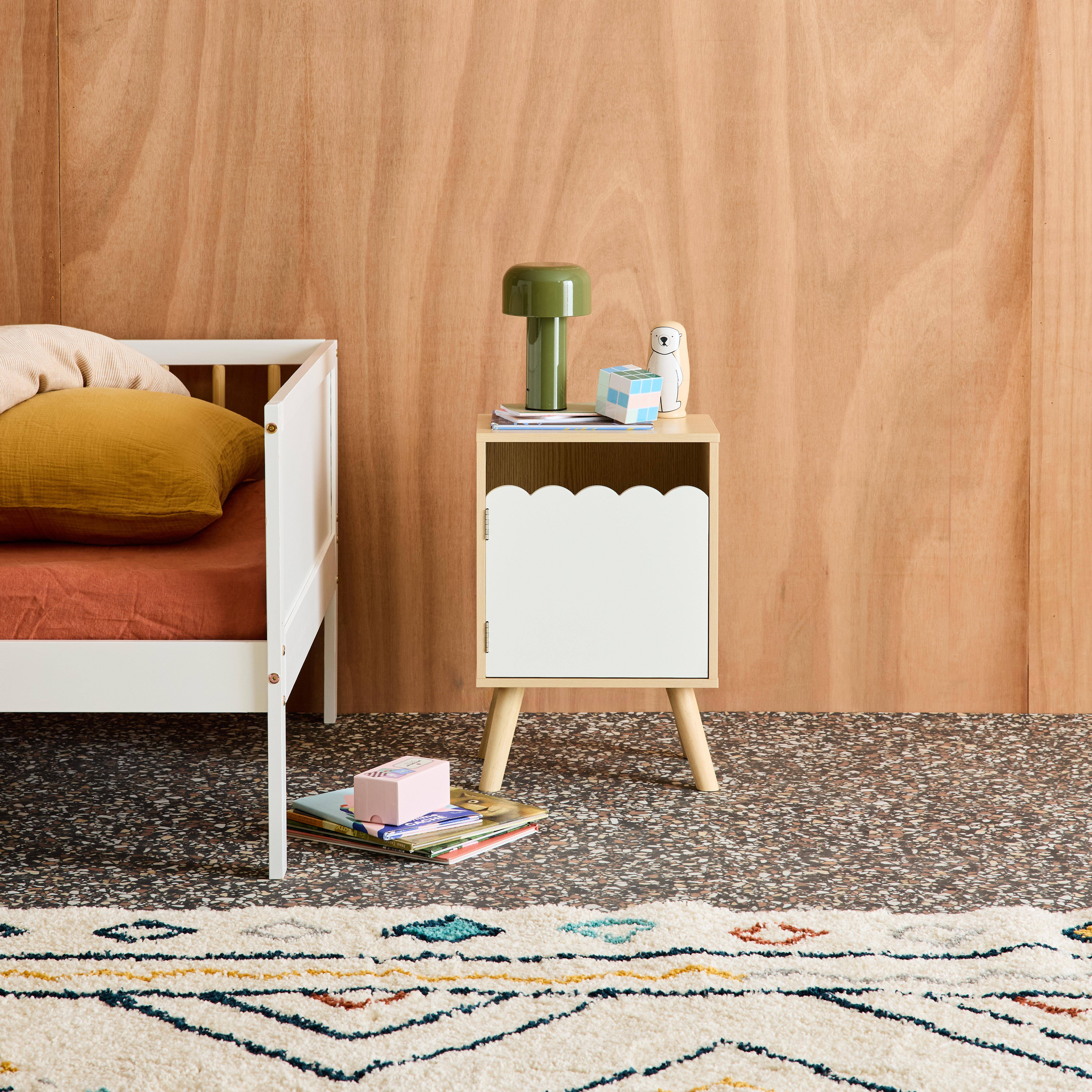 Azur - Mesita de noche infantil con patas de madera de pino, 1 puerta