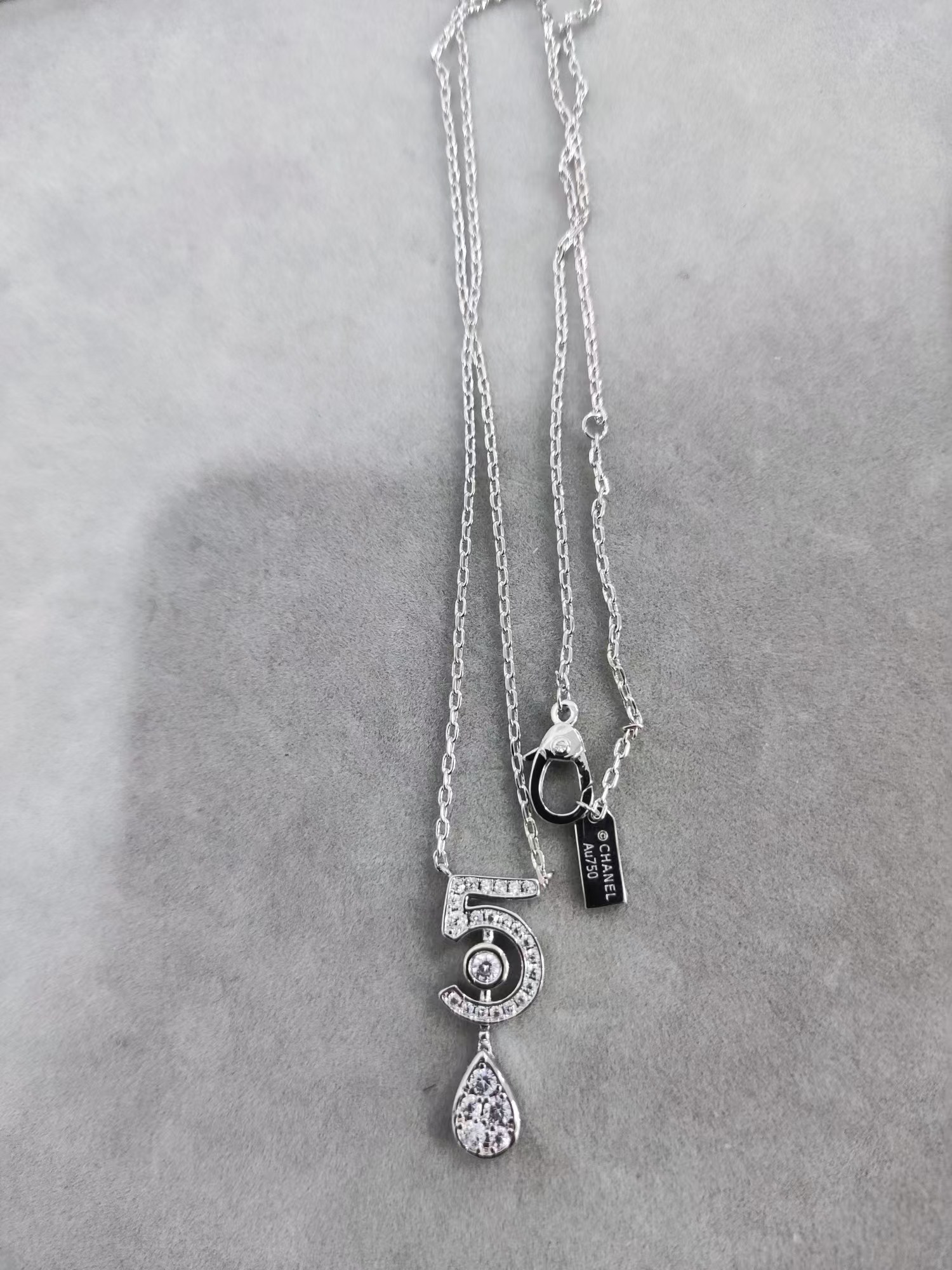 Chanel NO.5 Teardrop Pendant Necklace - Original Replica Club