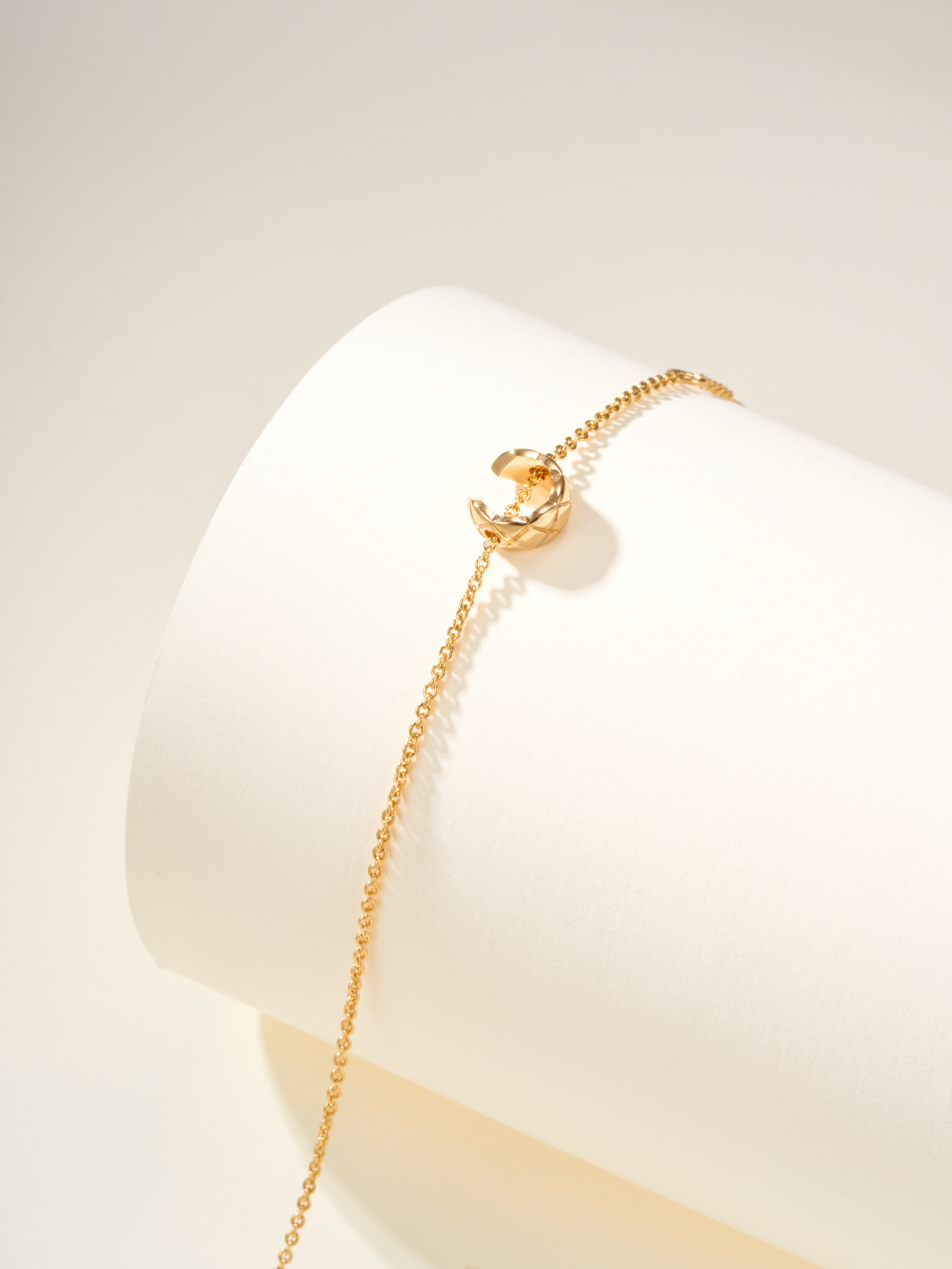 Chanel Coco Crush Chain Bracelet Dainty Jewelry - Original Replica Club