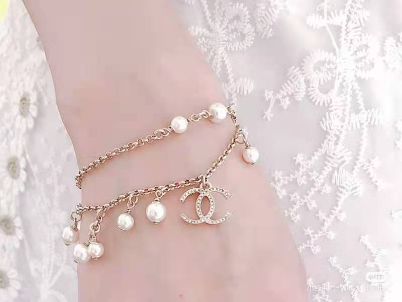 Chanel Dainty Two Layers Chain Pearl Bracelet - Original Replica Club