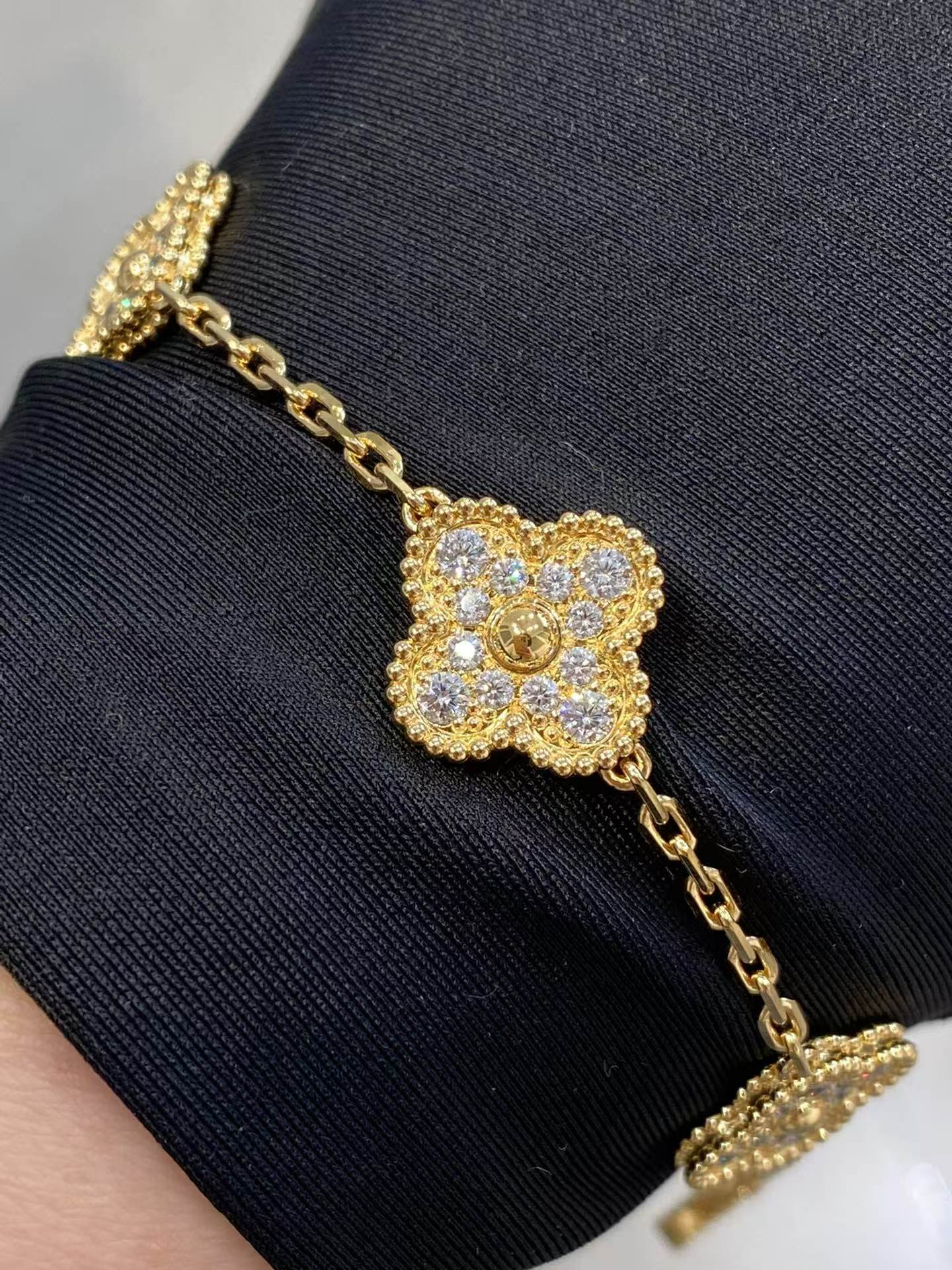 VCA Vintage Alhambra Bracelet in Gold-tone with Paved,5 Motifs - Original Replica Club