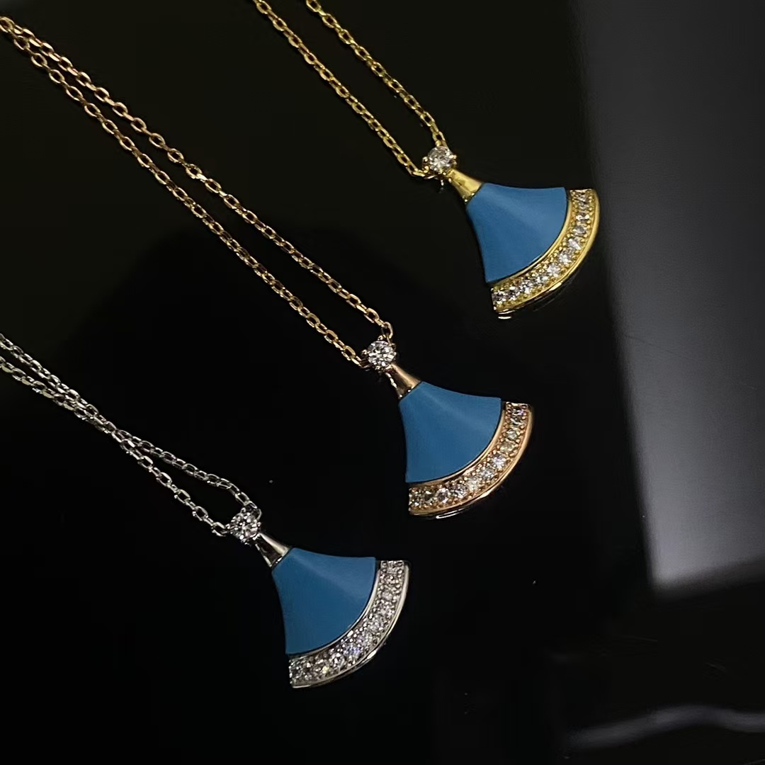 Bvlgari Divas' Dream Necklace - Original Replica Club
