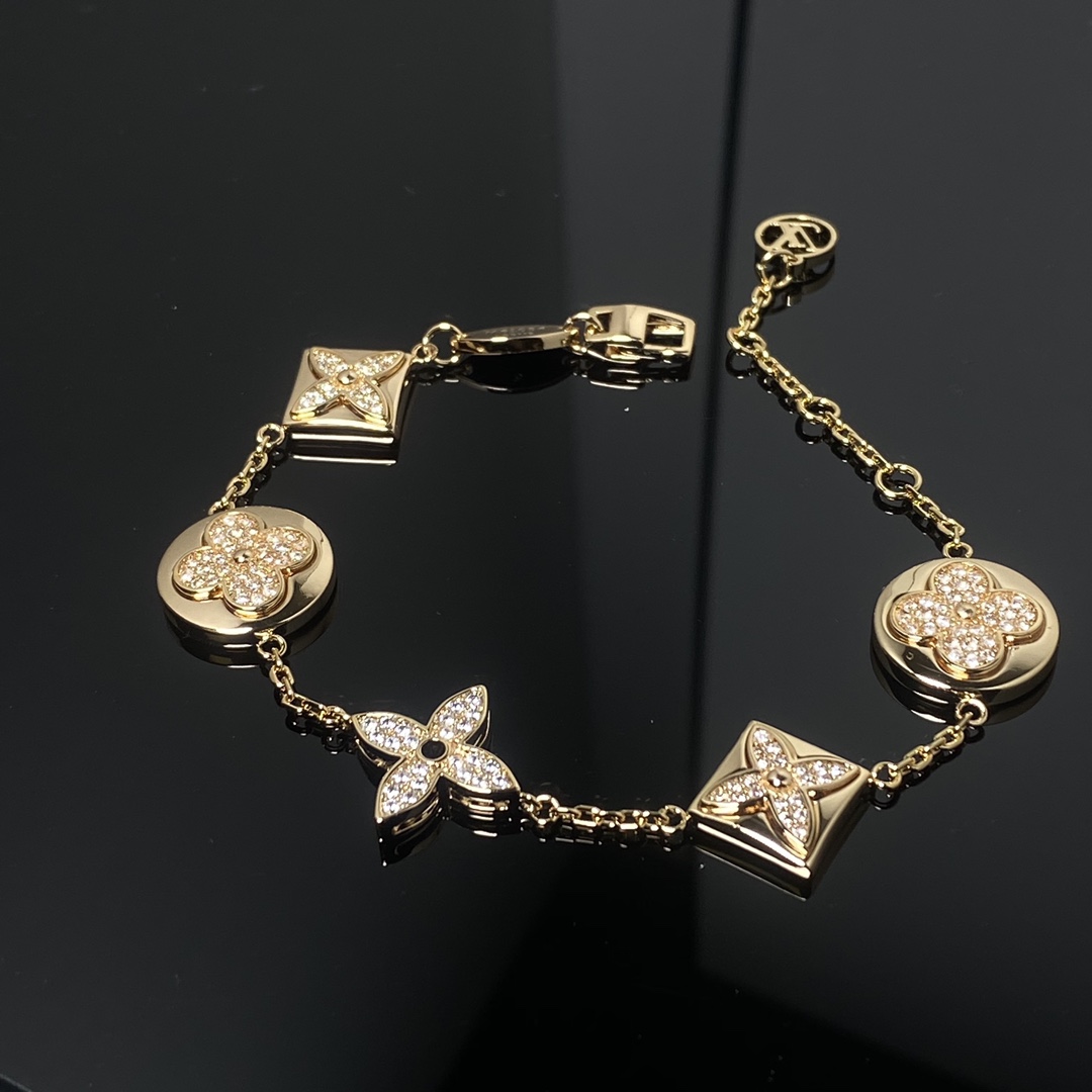 Louis Vuitton 5 Motifs Diamond Sun Star Bracelet - Original Replica Club