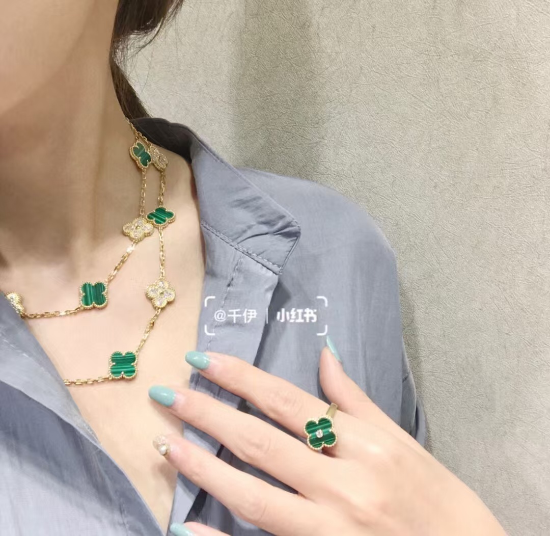 VCA Vintage Alhambra Long Necklace, 20 Motifs - Original Replica Club