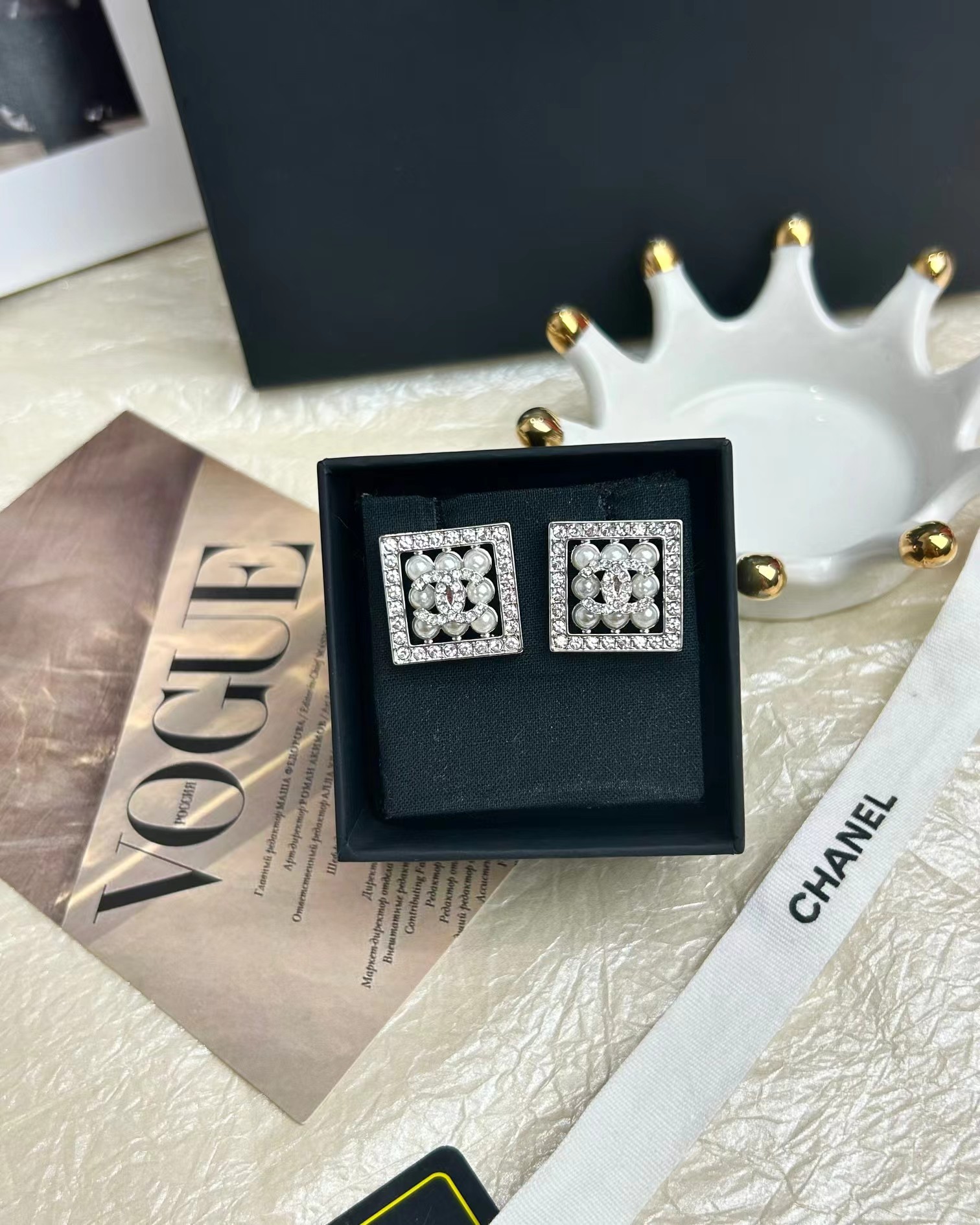 Chanel Square Diamond and Pearl Earrings - Original Replica Club