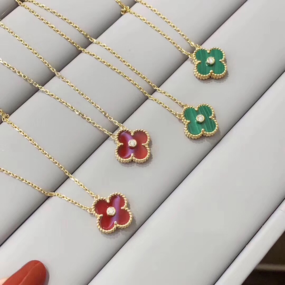 VCA Carnelian Malachite Vintage Alhambra Pendant Necklace, 1 Motif - Original Replica Club
