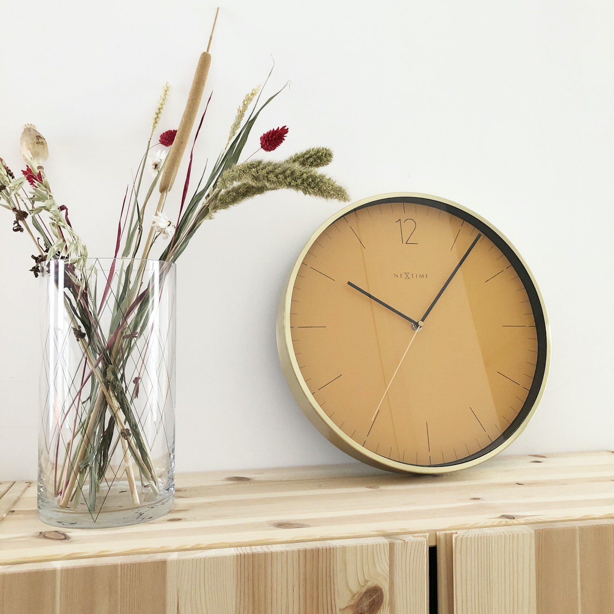 NeXtime Essential Gele Wandklok Ø 34 cm