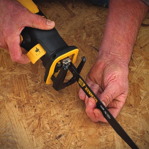 DEWALT 20V MAX XR Cordless Brushless Compact Reciprocating Saw, Tool Only - DCS367B - Image 13 DEWALT 20V MAX XR Cordless Brushless Compact Reciprocating Saw, Tool Only - DCS367B - Image 13